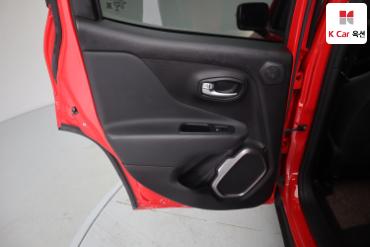 2018 - jeep renegade