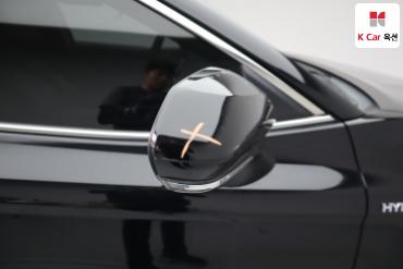 2019 - toyota camry