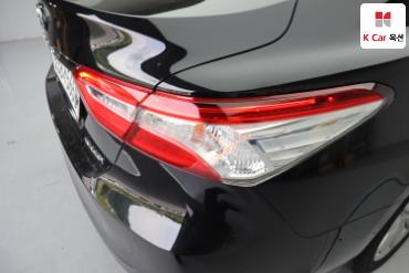 2019 - toyota camry