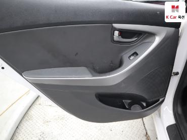 2014 - hyundai avante