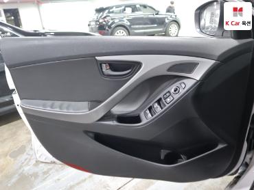 2014 - hyundai avante
