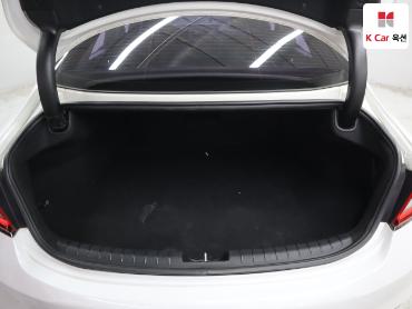 2018 - hyundai grandeur