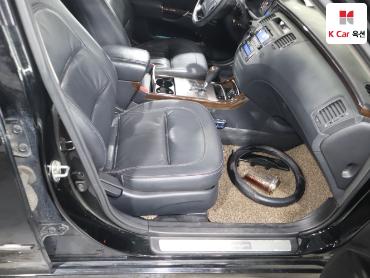 2011 - hyundai grandeur