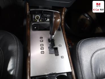 2011 - hyundai grandeur