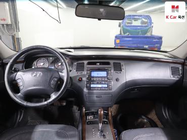 2011 - hyundai grandeur