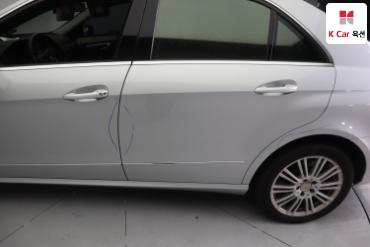 2011 - mercedes-benz e300