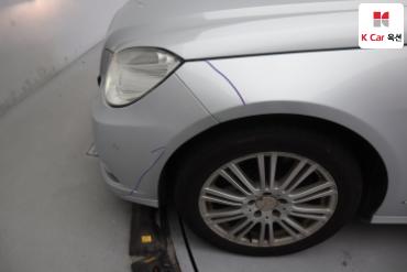 2011 - mercedes-benz e300