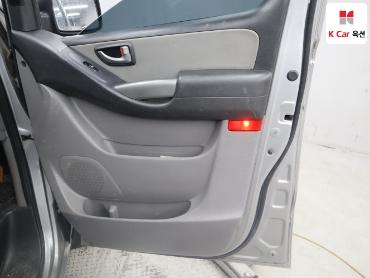 2019 - hyundai grand starex