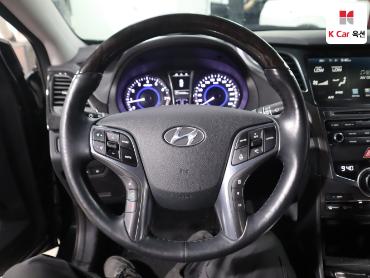 2017 - hyundai grandeur