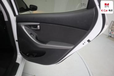 2015 - hyundai avante