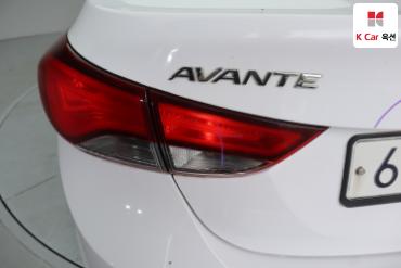 2015 - hyundai avante