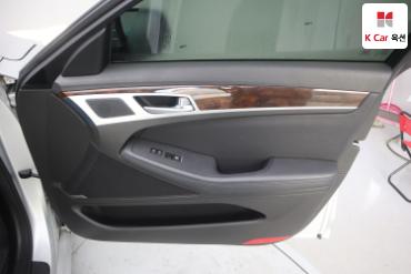 2016 - hyundai g330