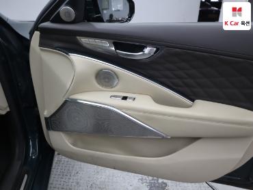 2023 - kia k9