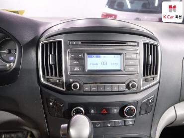 2017 - hyundai grand starex