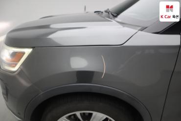2018 - ford explorer