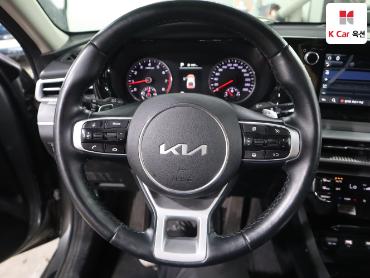 2023 - kia k5