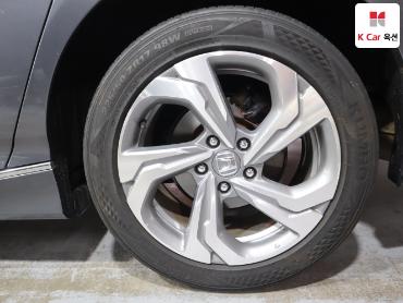 2019 - honda accord