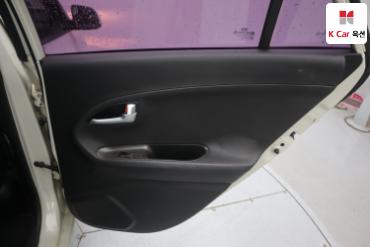 2012 - kia morning