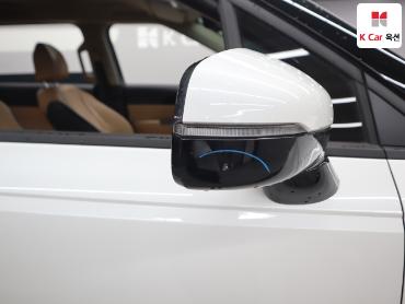 2023 - kia carnival