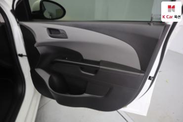 2016 - chevrolet aveo