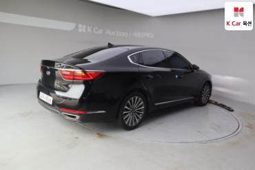 2017 - kia k7