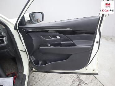 Kg Mobility (Ssangyong) Korando 2022 — صورة 29