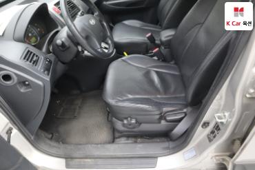 2009 - hyundai tucson