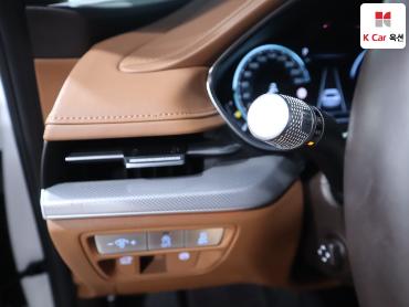 2022 - genesis g80