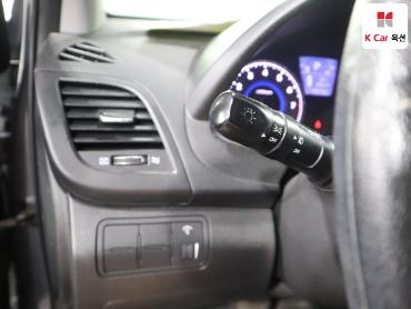 2012 - hyundai accent