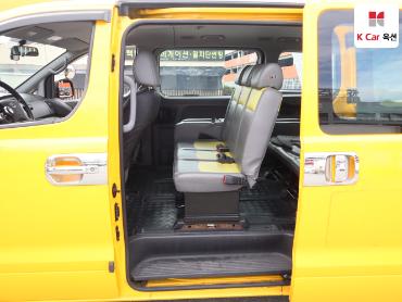 2018 - hyundai grand starex