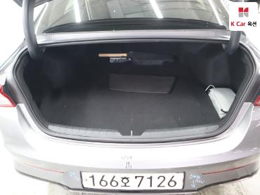 2022 - kia k5
