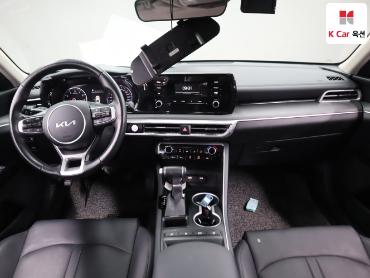 2022 - kia k5