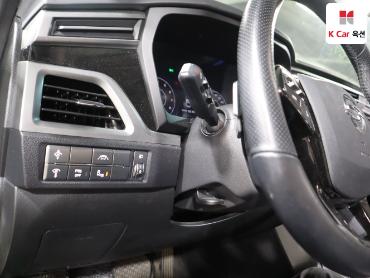 Kg Mobility (Ssangyong) Korando 2022 — صورة 15