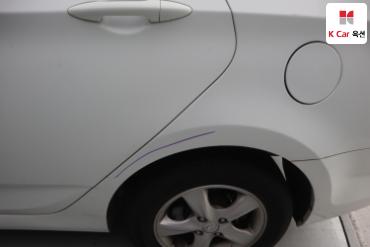 2012 - hyundai accent