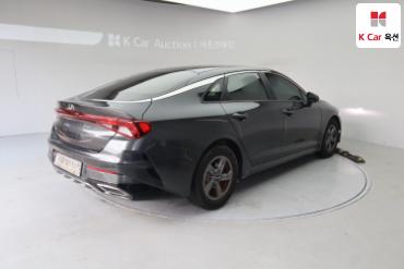 2020 - kia k5