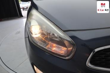 2014 - kia carens