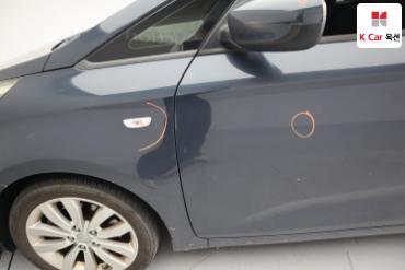 2014 - kia carens