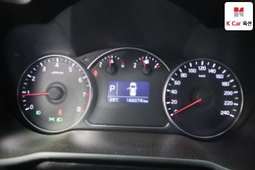 2014 - kia carens