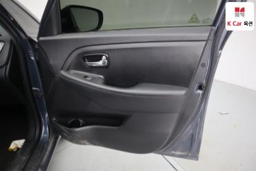 2014 - kia carens