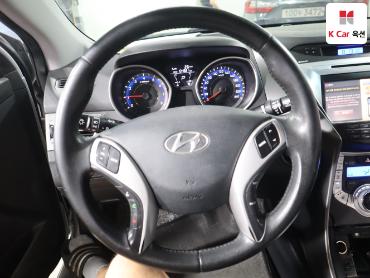 2011 - hyundai avante