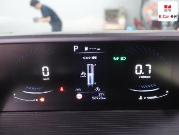 2023 - hyundai staria