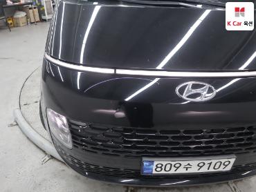 2023 - hyundai staria