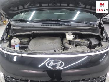 2023 - hyundai staria