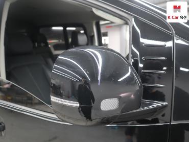 2023 - hyundai staria