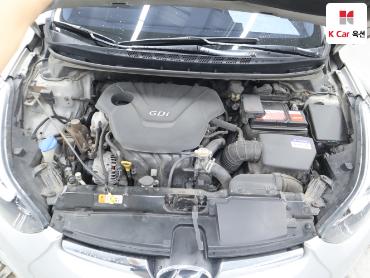 2015 - hyundai avante