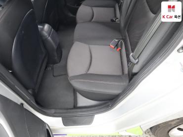 2015 - hyundai avante