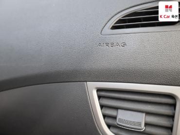 2015 - hyundai avante