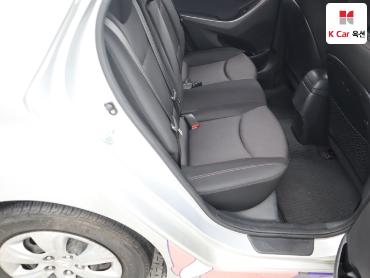 2015 - hyundai avante
