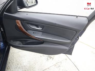 2012 - bmw 3 series