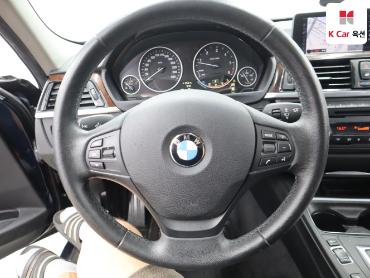 2012 - bmw 3 series